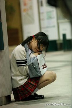 女学生粉嫩无套第一次